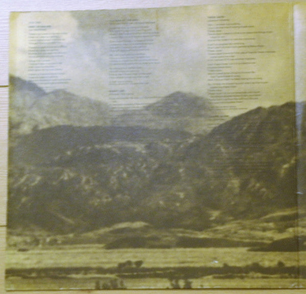 Iain Matthews : Valley Hi (LP, Album, Gat)