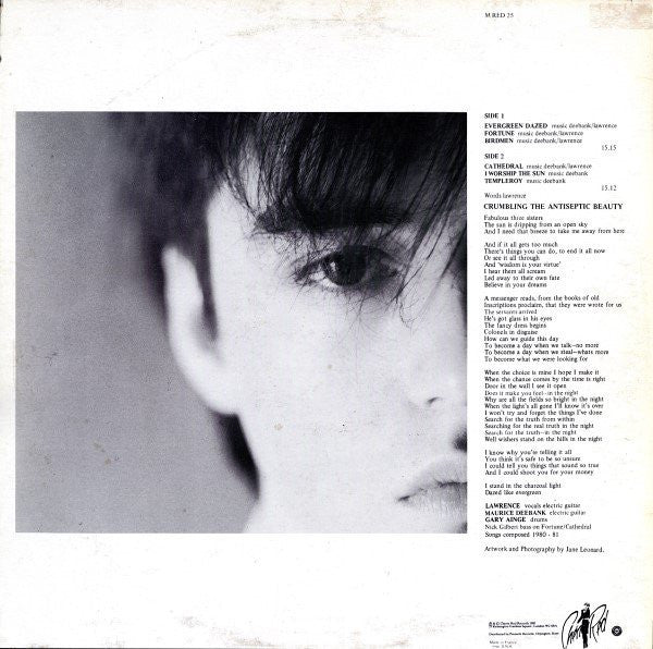 Felt : Crumbling The Antiseptic Beauty (LP, Album)